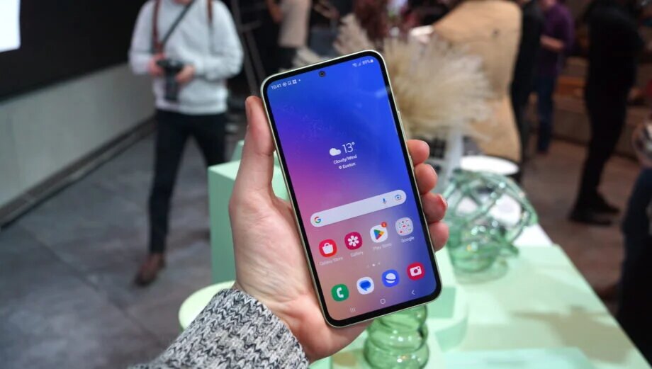 galaxy-a53-ve-galaxy-a54-mayis-2023-guncellemesi-aldi