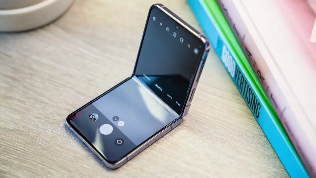 galaxy-z-flip-ve-z-fold-5-26-temmuzda-tanitiliyor